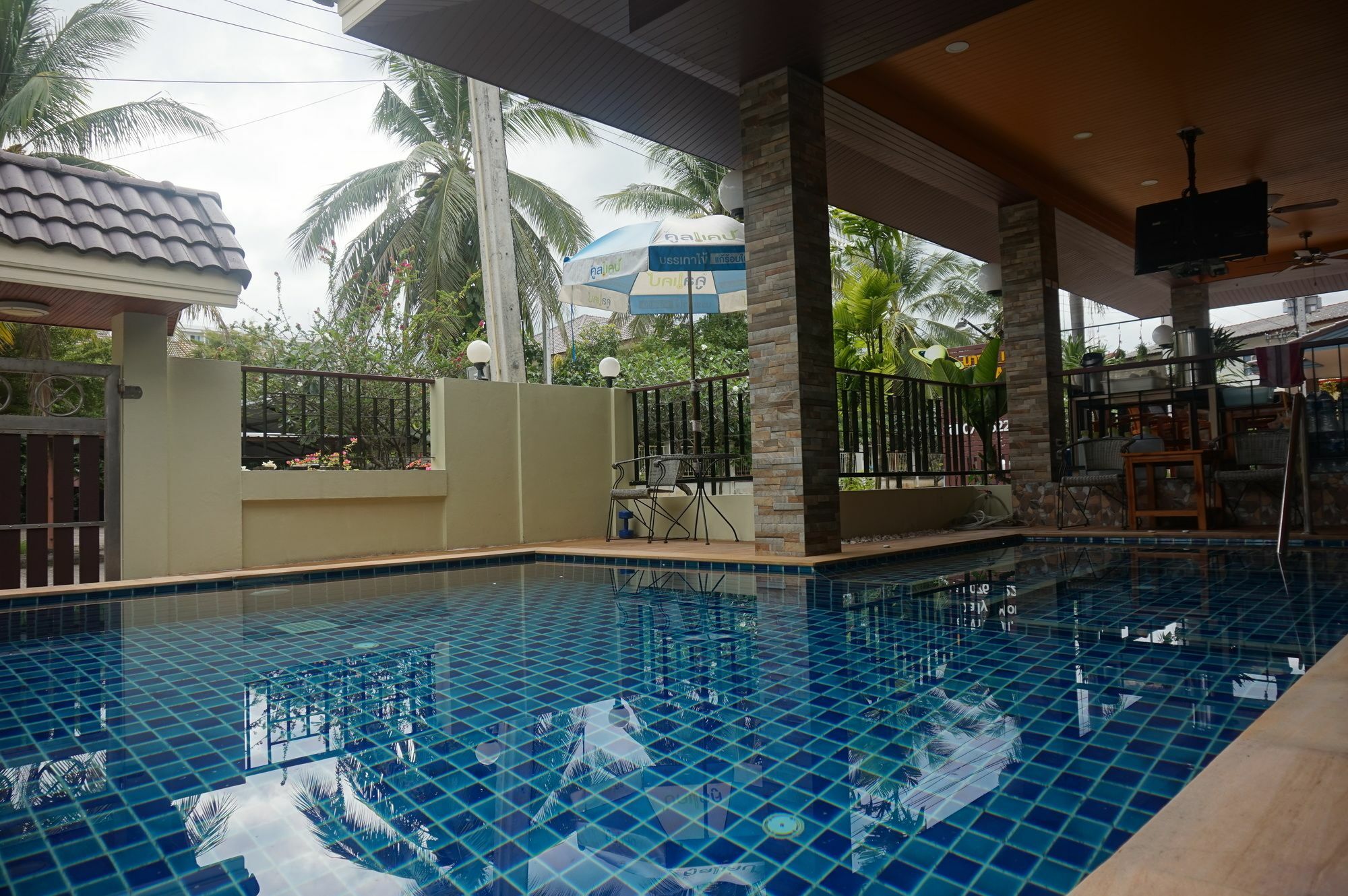 Nasa Mansion Apartment Phuket Exterior photo
